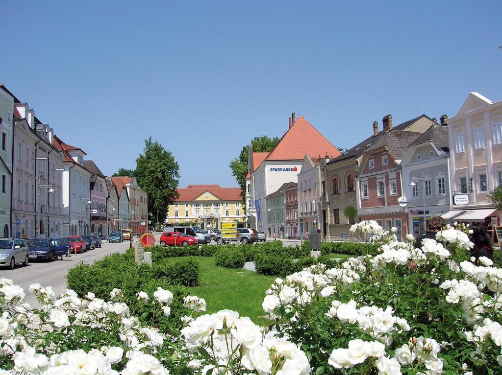 Hôtel Gasthof Kreuzmayr à Eferding Extérieur photo